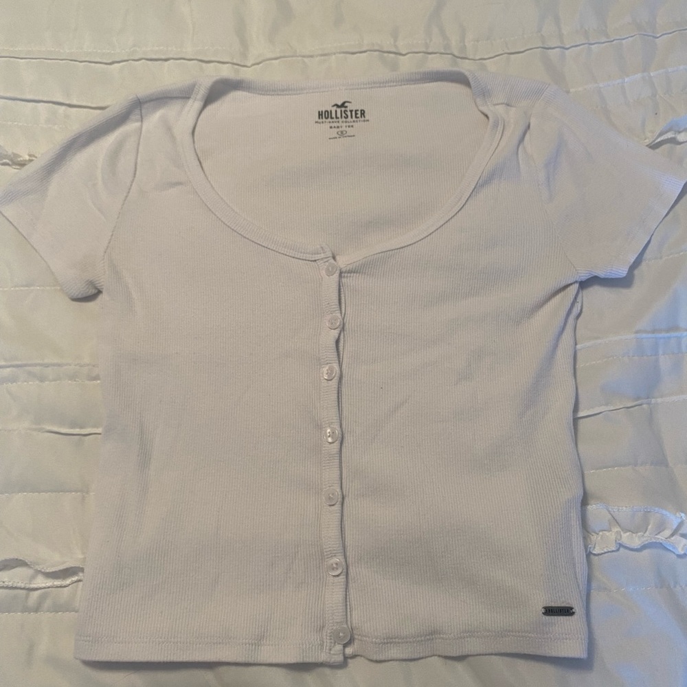 Hollister Co. baby tee